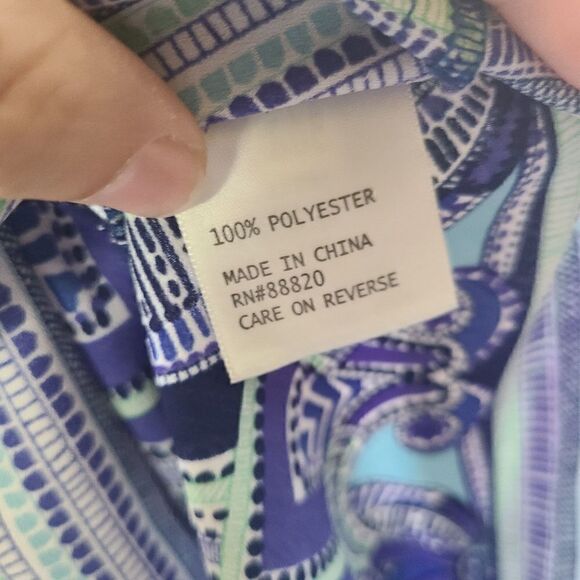 Rose & Thyme Sleeveless Top - Picture 7 of 7